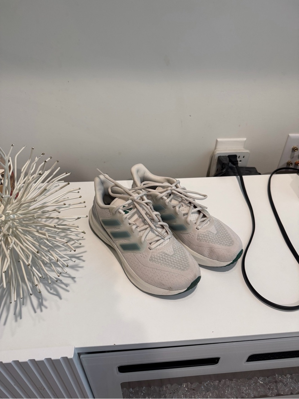 Adidas Supernova Rise Women’s White and Green Running Sneakers